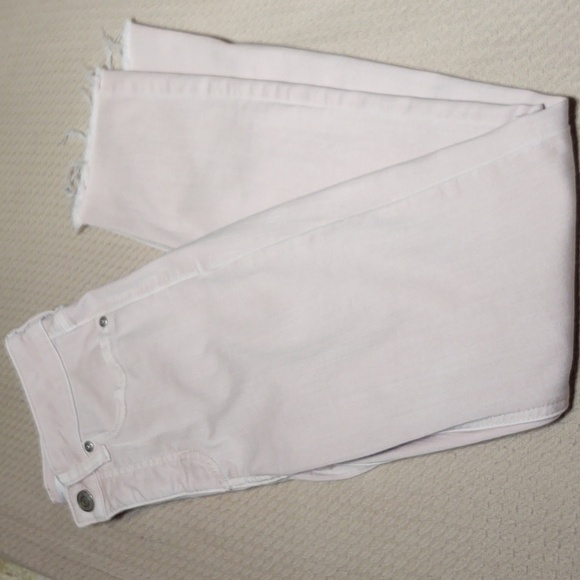 Lauren Conrad Women’s Blush Pink Denim Jeans - Picture 3 of 6